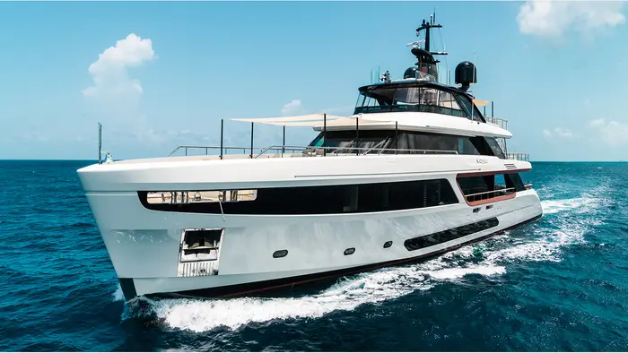 Koju, Motor Yacht charter in Caribbean — photo 3 of 5