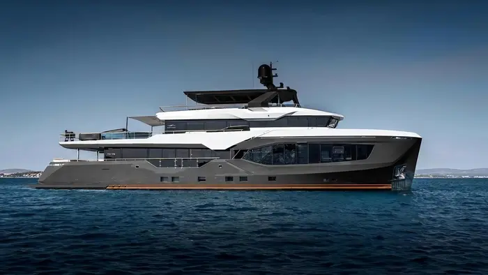 Oculus, Motor Yacht charter in Caribbean — photo 1 of 5