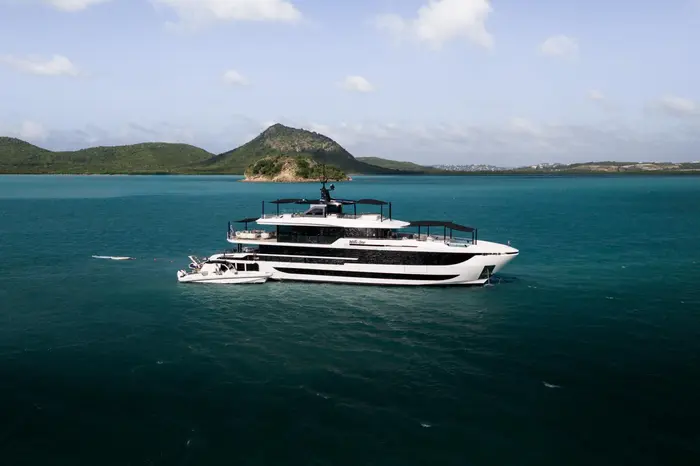 White Star, Motor Yacht charter in Caribbean — photo 1 of 5