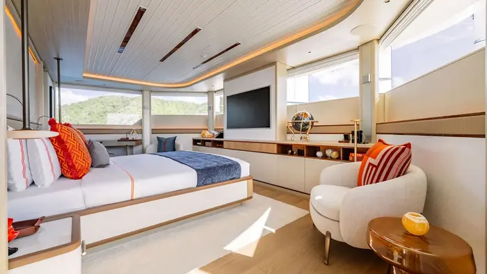 Ad Astra, Motor Yacht charter in Caribbean — photo 5 of 12