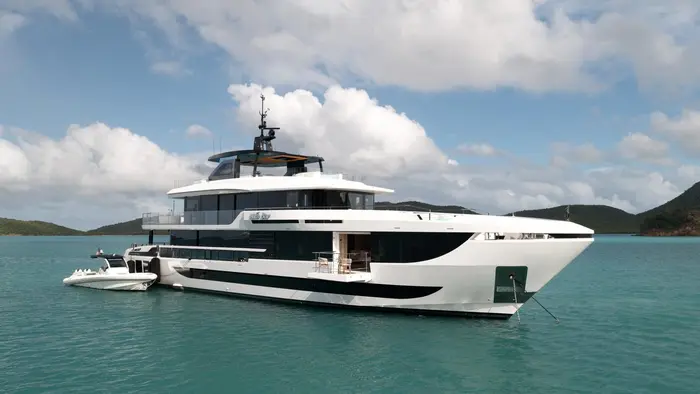 White Star, Motor Yacht charter in Caribbean — photo 5 of 5