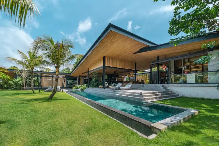 5 BR Tropical-Modern Spa Villa Canggu — luxury villa in Canggu, Bali