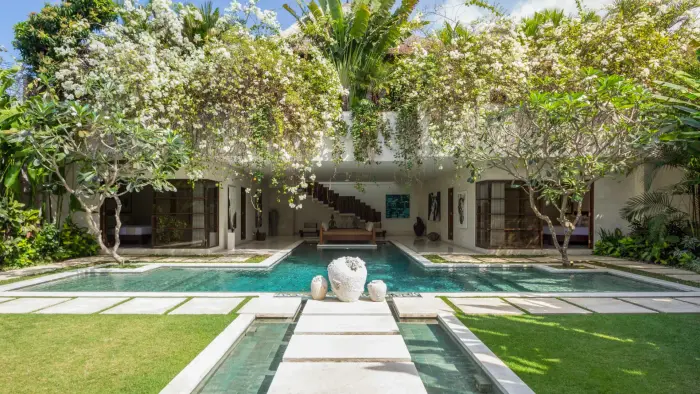 10 BR Grand Residence Seminyak — luxury villa in Seminyak, Bali