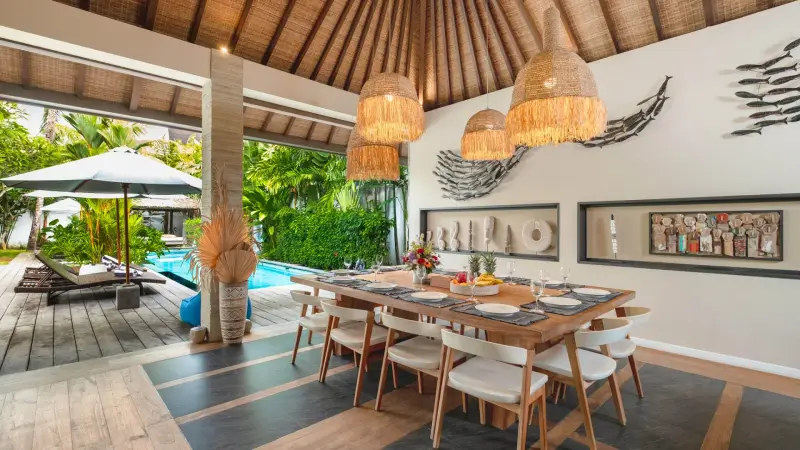 6 BR Infinity-Pool Family Villa Seminyak, Seminyak, Bali, Indonesia — photo 3 of 19