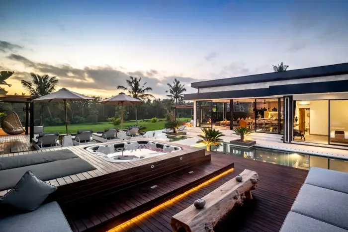 5 BR Tropical-Modern Designer Retreat Ubud — luxury villa in Ubud, Bali