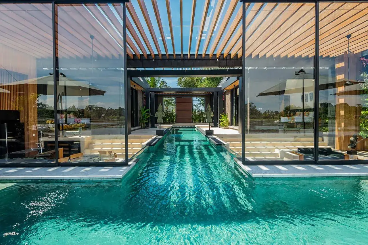4 BR Glass Rice-Field Villa Ubud — luxury 4-bedroom villa in Ubud, Bali, Indonesia