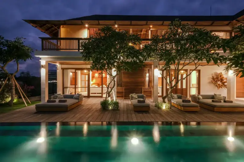 6 BR Ocean-View Infinity-Pool Villa Uluwatu, Uluwatu, Bali, Indonesia — photo 2 of 30