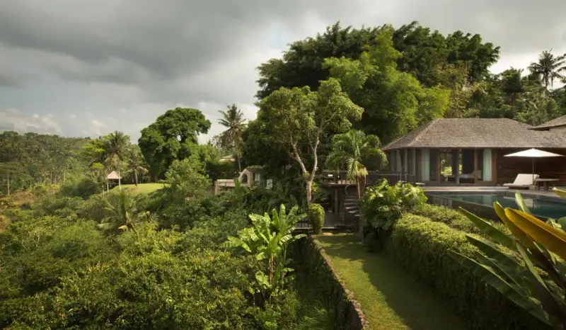 3 BR Tropical Garden Timber Villa Ubud, Ubud, Bali, Indonesia — photo 3 of 30