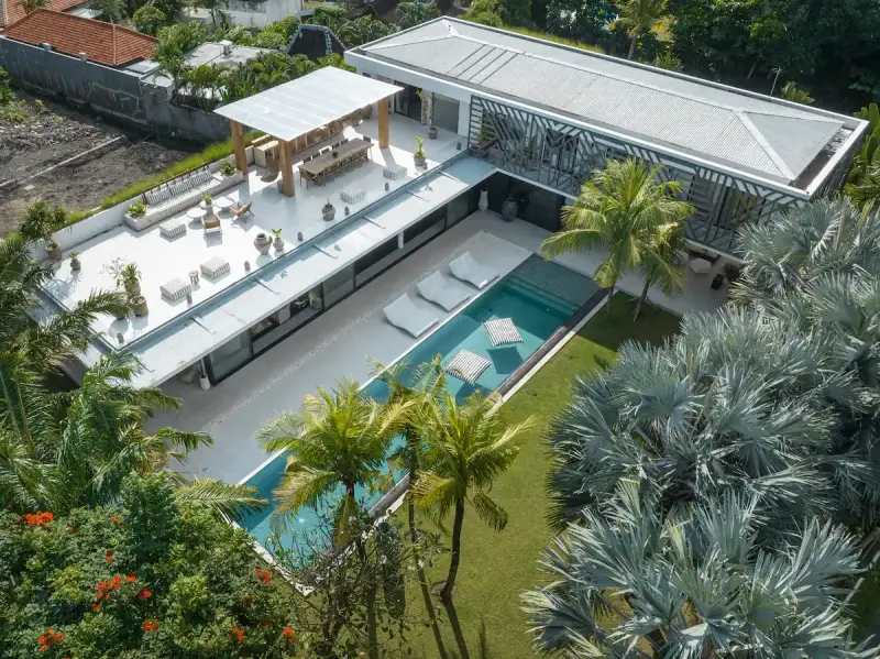 6 BR Bohemian Walk-to-Beach Villa Seminyak, Seminyak, Bali, Indonesia — photo 3 of 30