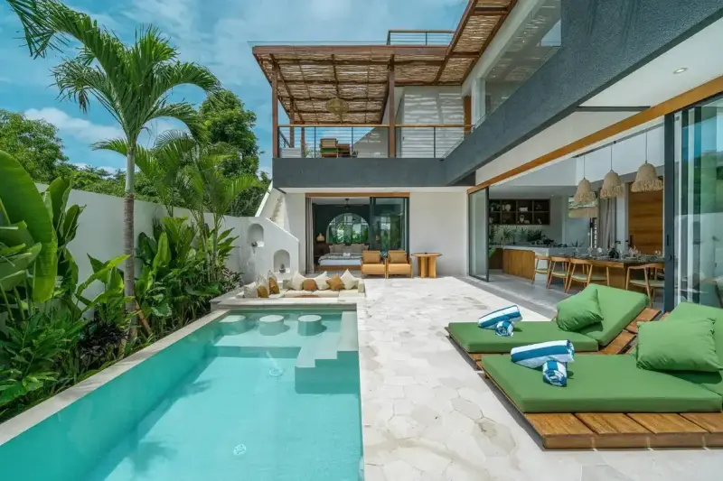 3 BR Clifftop Infinity-Pool Villa Uluwatu, Uluwatu, Bali, Indonesia — photo 2 of 19