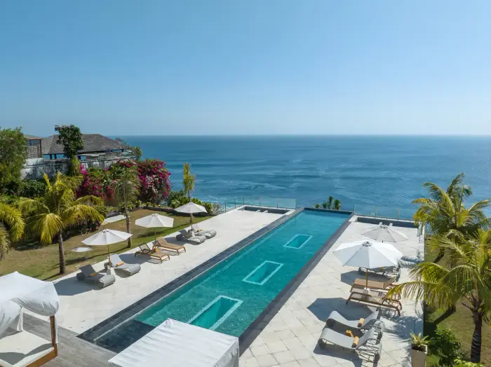 8 BR Infinity-Pool Cinema Estate Uluwatu — luxury villa in Uluwatu, Bali