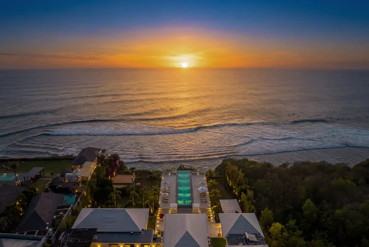 8 BR Infinity-Pool Cinema Estate Uluwatu, Uluwatu, Bali, Indonesia — photo 2 of 30