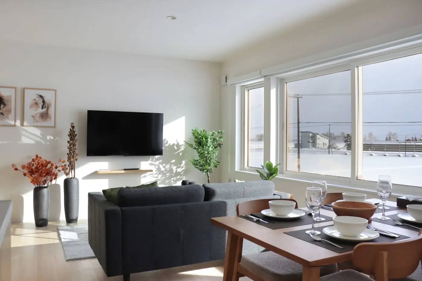 2 BR Valley-View Japandi Lodge Furano — luxury 2-bedroom lodge in Nakafurano, Furano, Japan