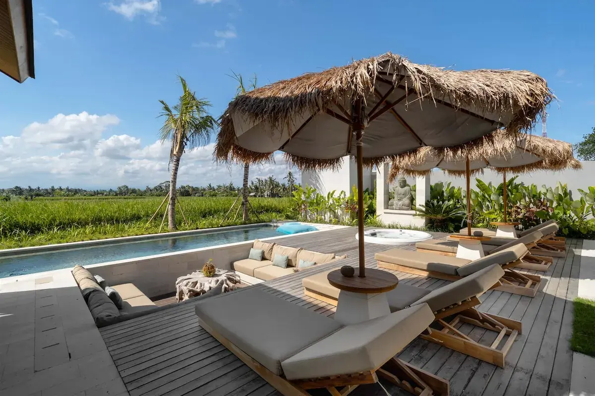 3 BR Rice-Field Tropical-Modern Villa Ubud — luxury 3-bedroom villa in Ubud, Bali, Indonesia
