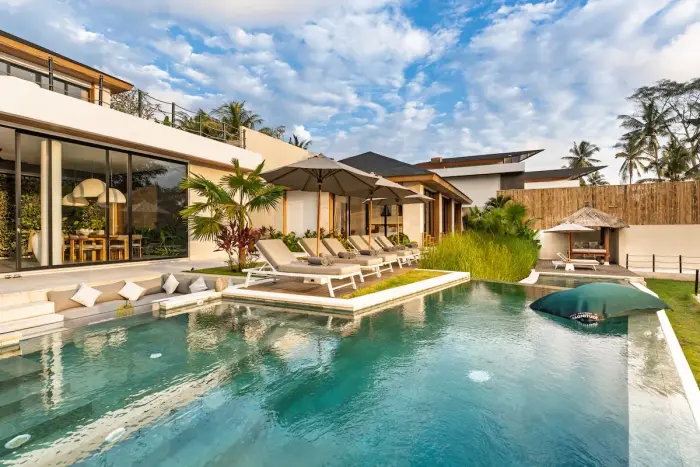 6 BR Rice-Field Infinity-Pool Villa Ubud — luxury villa in Ubud, Bali