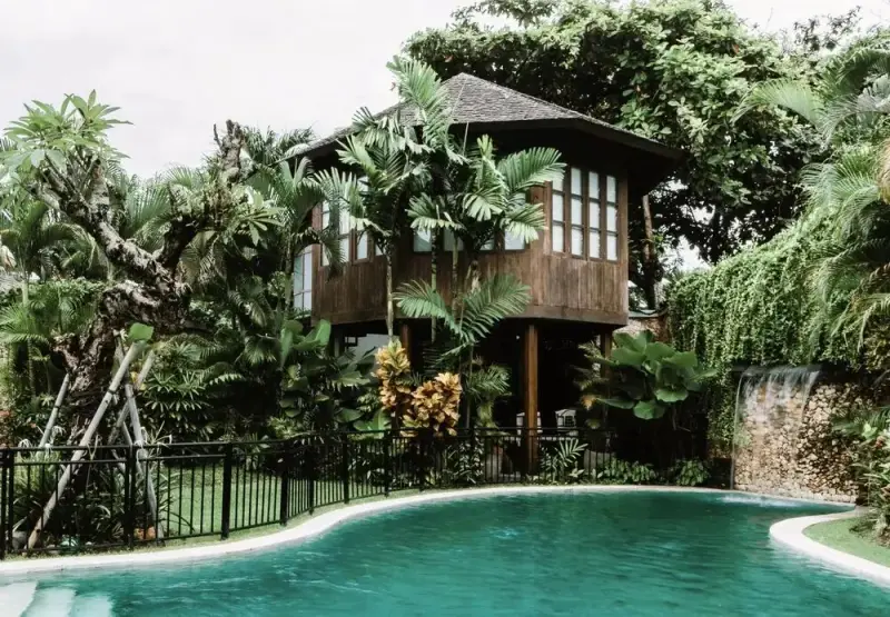 8 BR Beachfront Tropical Garden Estate Seminyak, Seminyak, Bali, Indonesia — photo 2 of 40