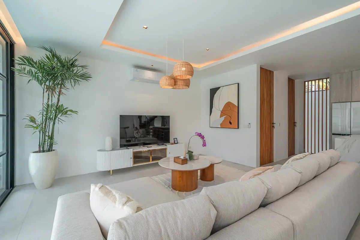 3 BR Minimalist Fully Staffed Villa Seminyak, Seminyak, Bali, Indonesia — photo 3 of 30
