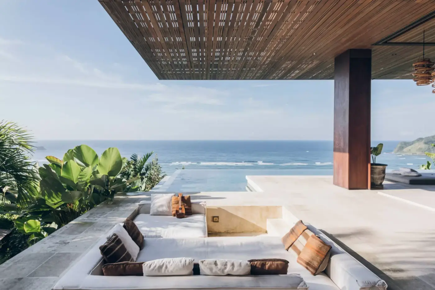3 BR Ocean-View Infinity-Pool Villa Lombok — luxury 3-bedroom villa in Lombok, Indonesia