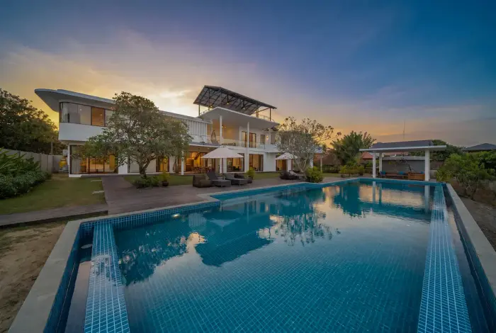 4 BR Ocean-View Contemporary Villa Uluwatu — luxury villa in Uluwatu, Bali