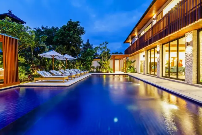 6 BR Tropical-Modern Garden Villa Seminyak — luxury villa in Seminyak, Bali