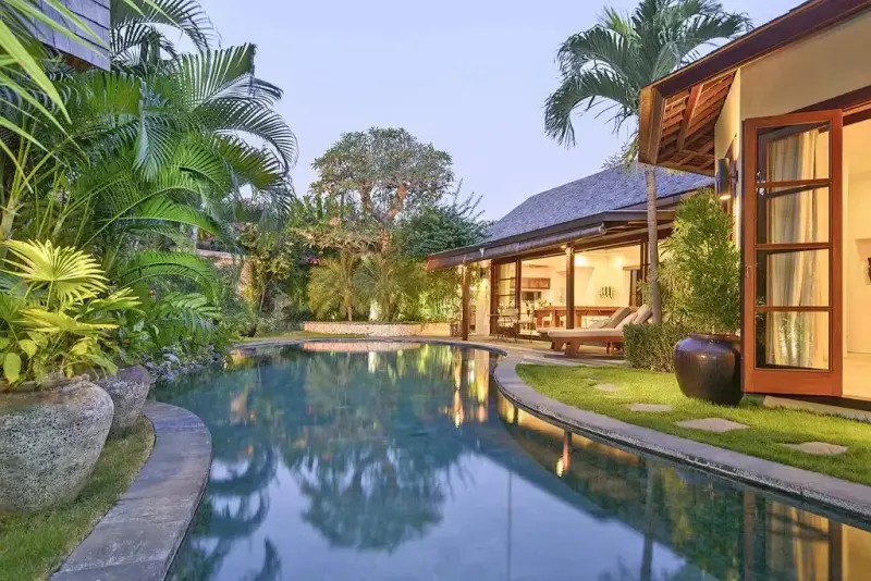 9 BR Beachfront Tropical Garden Estate Seminyak, Seminyak, Bali, Indonesia — photo 2 of 40