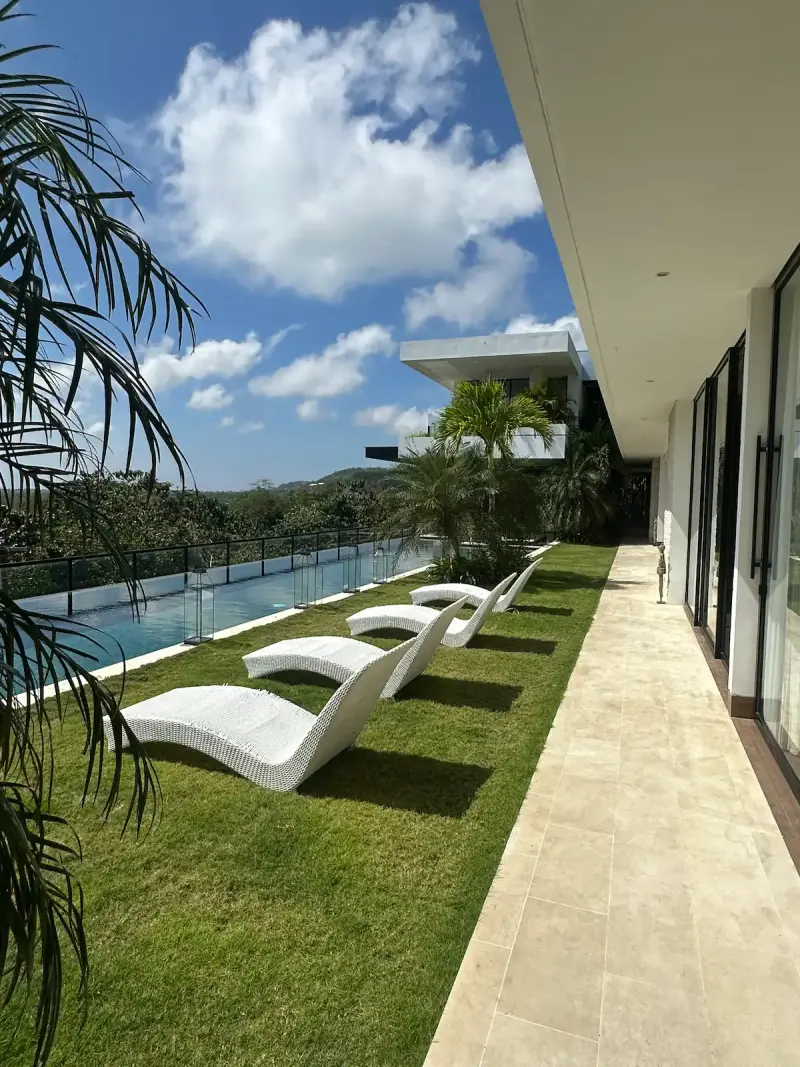 18 BR Sea-View Cinema Estate Uluwatu, Uluwatu, Bali, Indonesia — photo 3 of 27