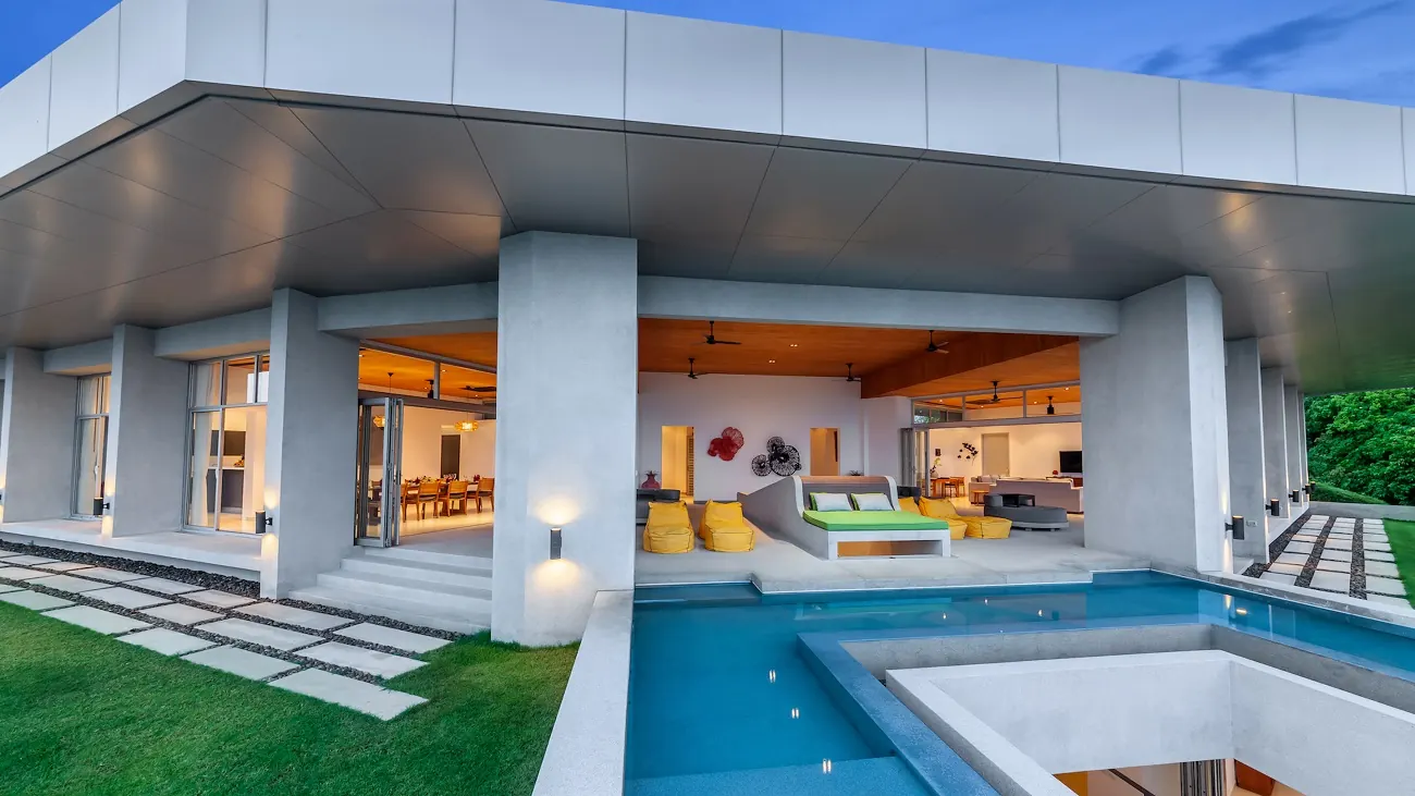 5 BR Bay-View Minimalist Villa Phuket, Phuket, Thailand — photo 3 of 22