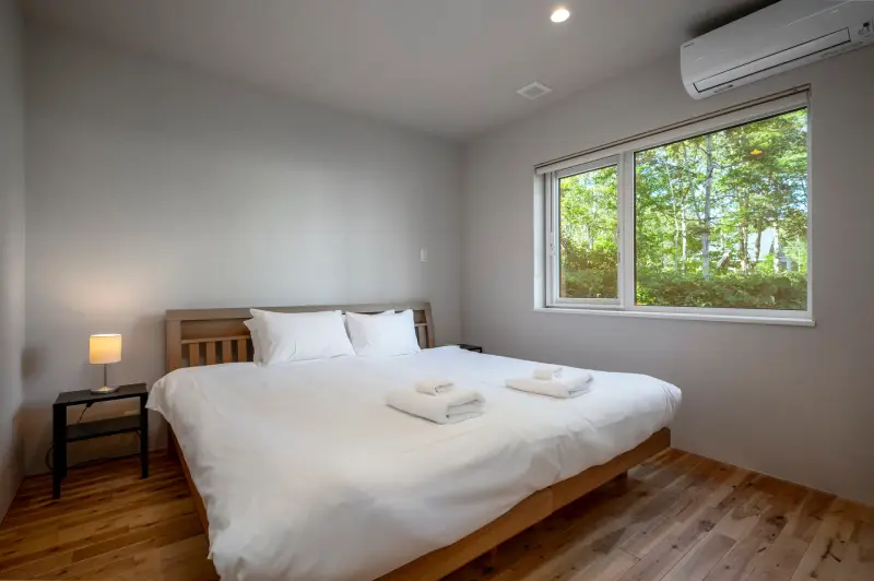 3 BR Japandi Timber Chalet Niseko, Hirafu (St. Moritz), Niseko, Japan — photo 2 of 14