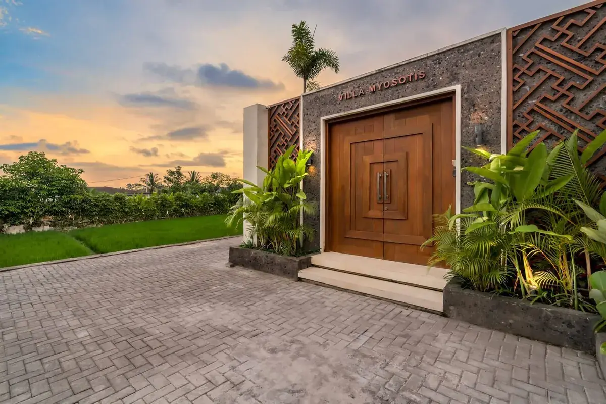6 BR Stone Pool Retreat Ubud — luxury 6-bedroom villa in Ubud, Bali, Indonesia
