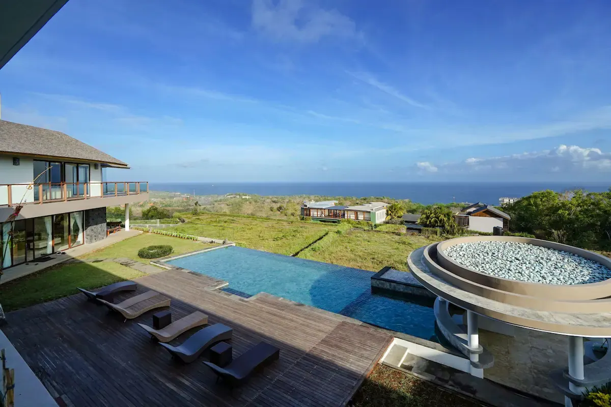 12 BR Fully Staffed Group Estate Uluwatu — luxury villa in Uluwatu, Bali
