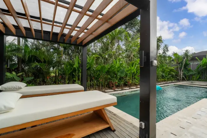 10 BR Tropical-Modern Courtyard Estate Ubud — luxury villa in Ubud, Bali