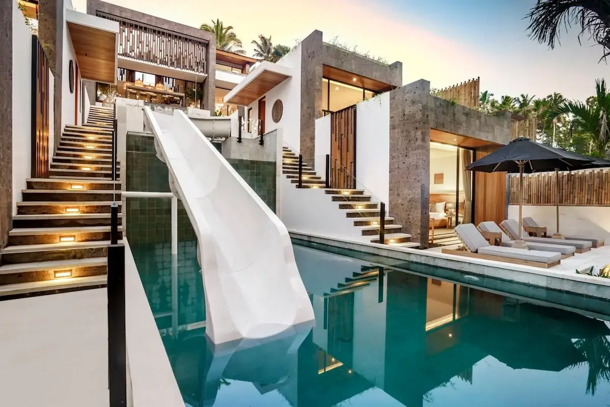 12 BR Tropical-Modern Jungle-View Estate Ubud — luxury 12-bedroom villa in Ubud, Bali, Indonesia
