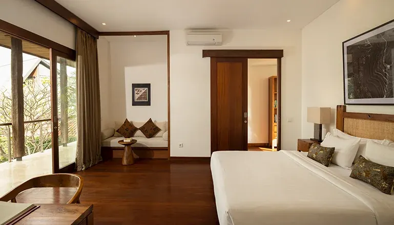 3 BR Designer Contemporary Villa Canggu — luxury 3-bedroom villa in Canggu, Bali, Indonesia