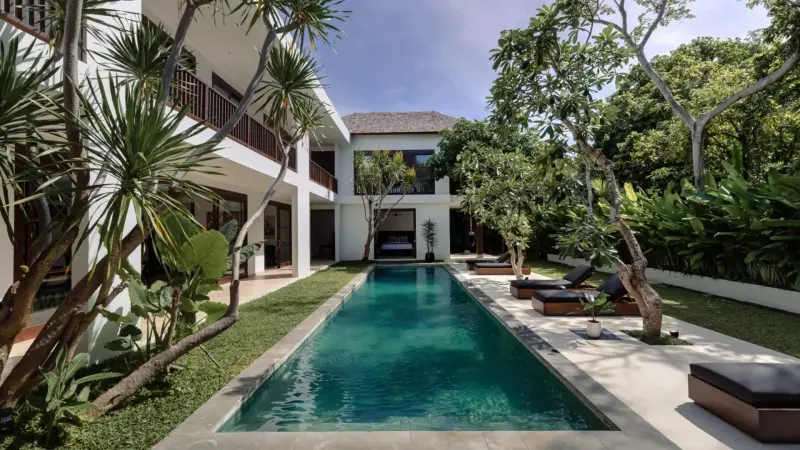 3 BR Private Villa Seminyak, Seminyak, Bali, Indonesia — photo 2 of 29