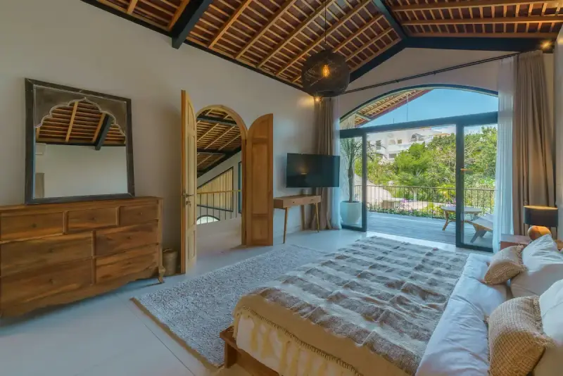 4 BR Mediterranean Walk-to-Beach Villa Canggu, Canggu, Bali, Indonesia — photo 3 of 29