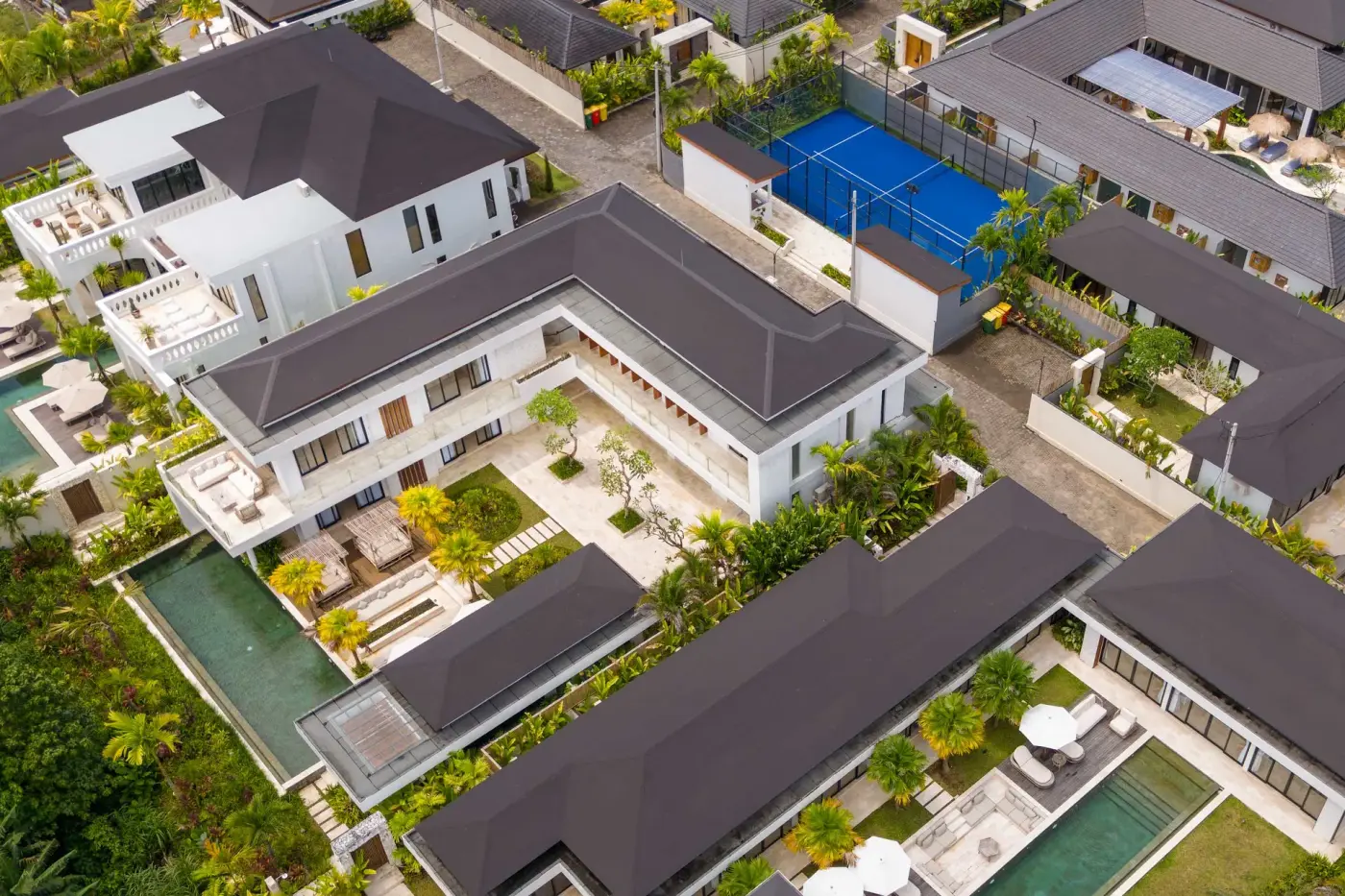 12 BR Padel Tropical-Modern Estate Ubud — luxury 12-bedroom villa in Ubud, Bali, Indonesia