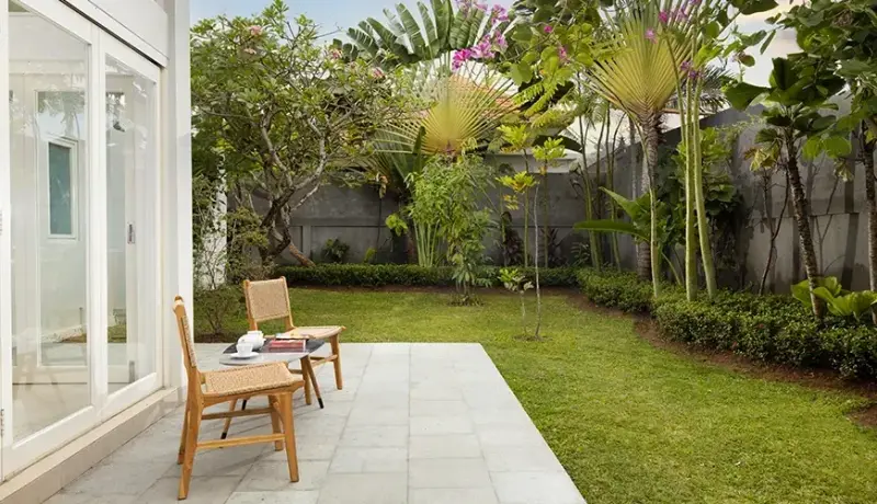 5 BR Beachfront Infinity-Pool Villa Seminyak, Seminyak, Bali, Indonesia — photo 2 of 9