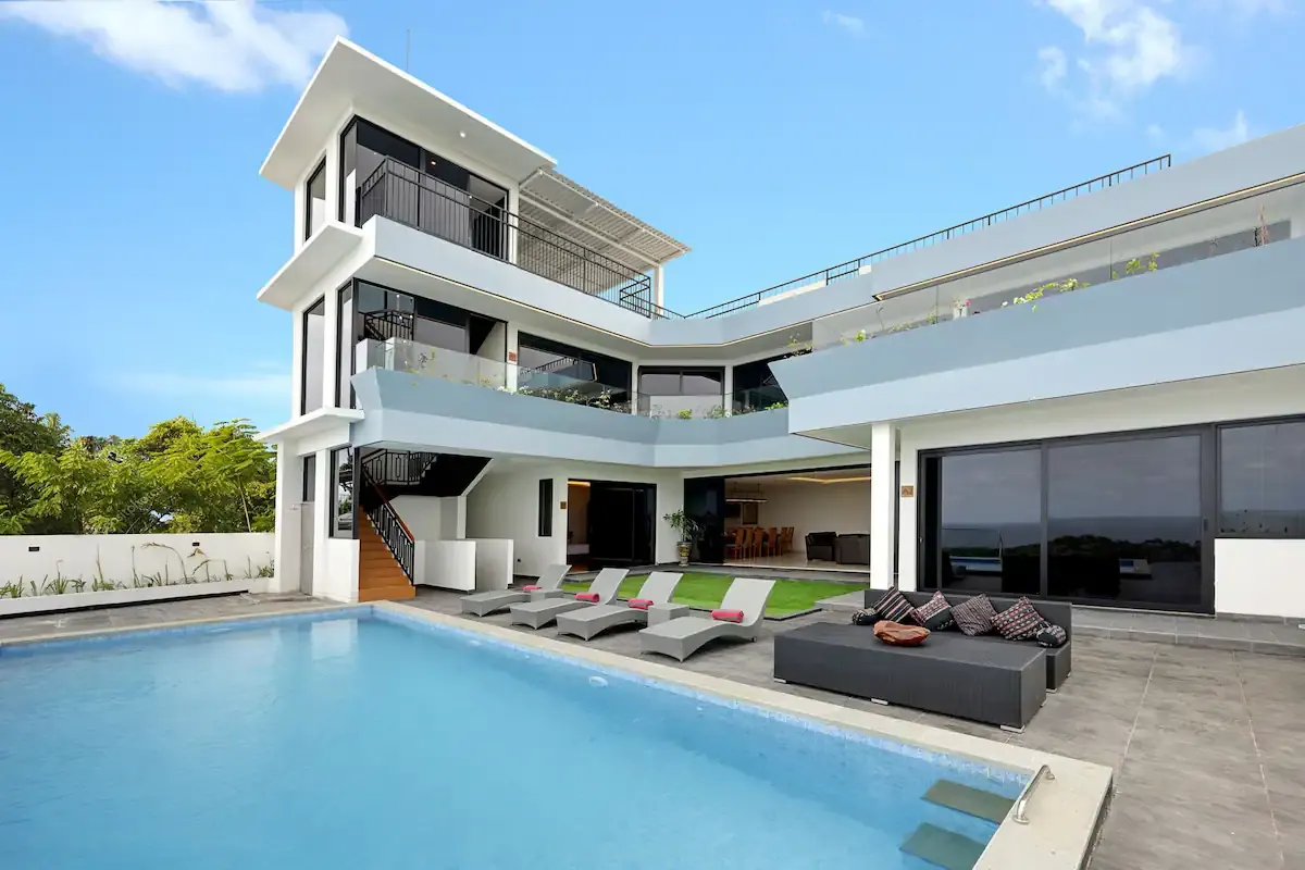 6 BR Ocean-View Butler Villa Uluwatu, Uluwatu, Bali, Indonesia — photo 3 of 21