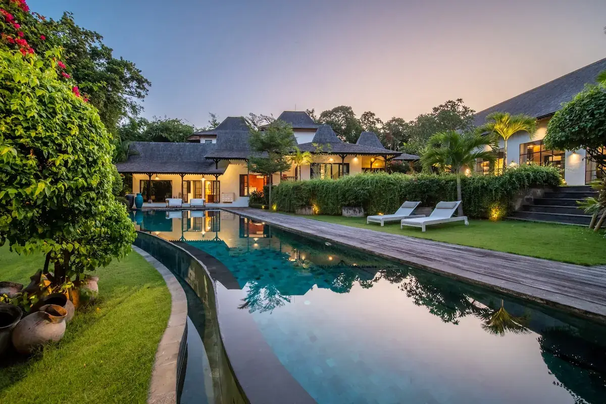 6 BR Pool Garden Residence Canggu — luxury 6-bedroom villa in Canggu, Bali, Indonesia