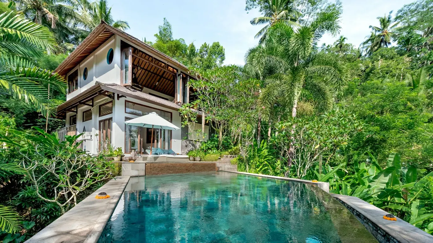 3 BR Jungle Infinity-Pool Hideaway Seminyak — luxury 3-bedroom villa in Seminyak, Bali, Indonesia