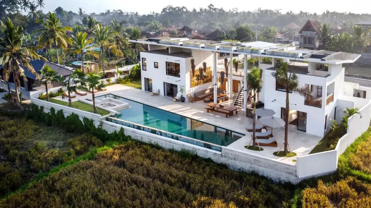 6 BR Rice-Field Modern Villa Ubud — luxury 6-bedroom villa in Ubud, Bali, Indonesia
