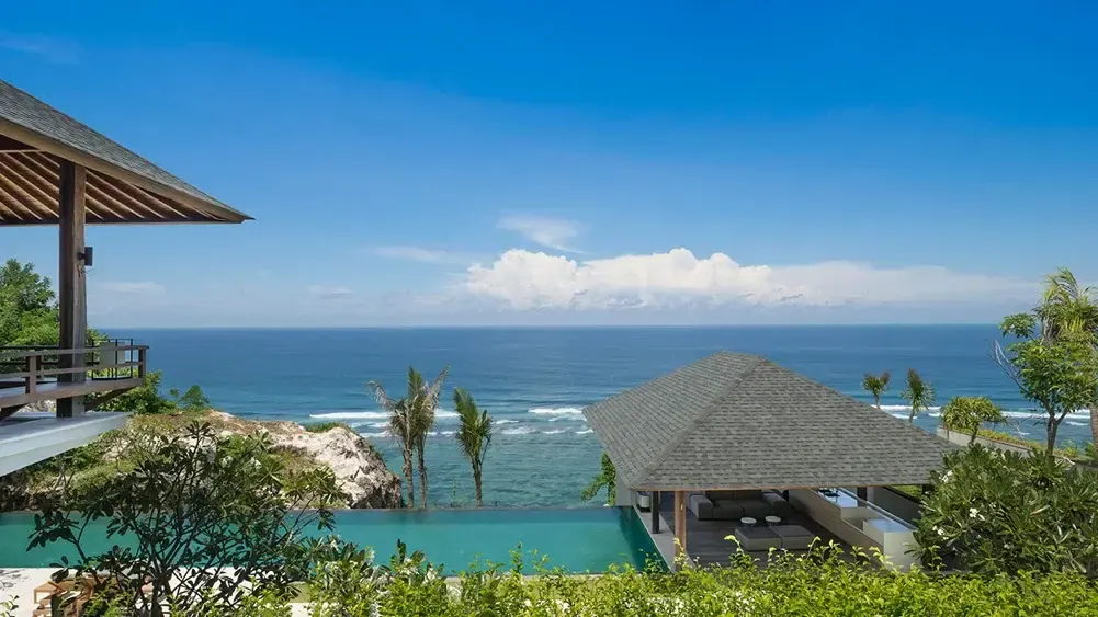 5 BR Infinity-Pool Tropical-Modern Retreat Uluwatu — luxury villa in Uluwatu, Bali