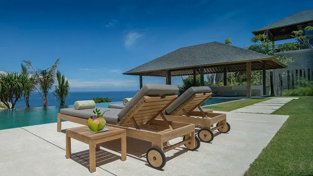 5 BR Infinity-Pool Tropical-Modern Retreat Uluwatu, Uluwatu, Bali, Indonesia — photo 3 of 14