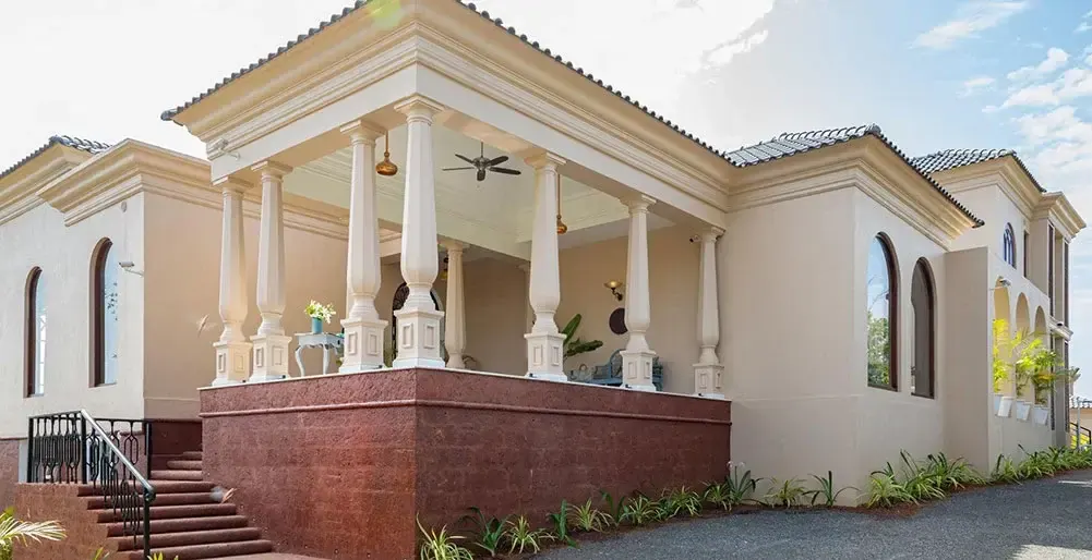 5 BR Colonial Infinity-Pool Villa Goa, Goa, India — photo 2 of 15