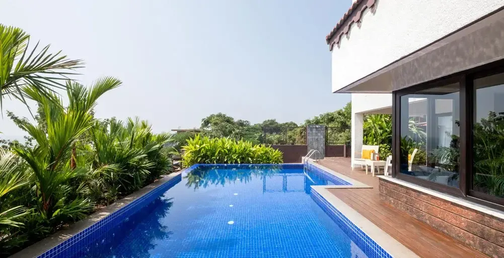 5 BR Clifftop Sea-View Villa Goa — luxury 5-bedroom villa in Goa, India