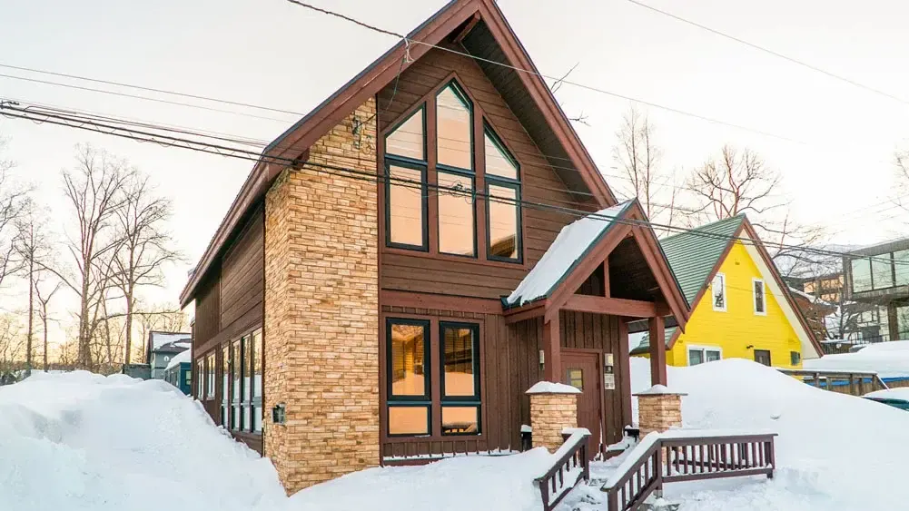 4 BR Timber Stone Chalet Niseko, Niseko, Japan — photo 2 of 15