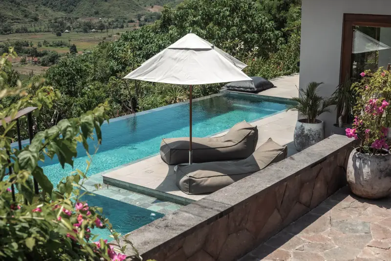 5 BR Infinity-Pool Jungle Villa Lombok, Lombok, Indonesia — photo 3 of 28