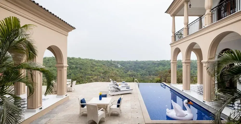 5 BR Infinity-Pool Jungle-View Residence Goa, Goa, India — photo 2 of 15