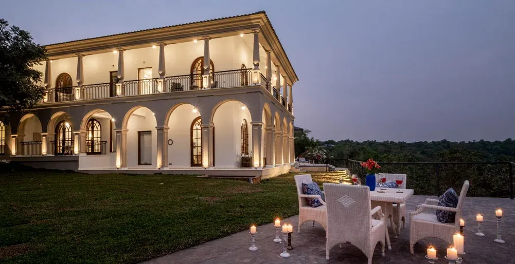 5 BR Infinity-Pool Jungle-View Residence Goa — luxury 5-bedroom villa in Goa, India