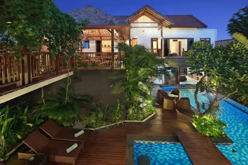 6 BR Tropical Garden Tropical-Modern Villa Seminyak, Seminyak, Bali, Indonesia — photo 3 of 25
